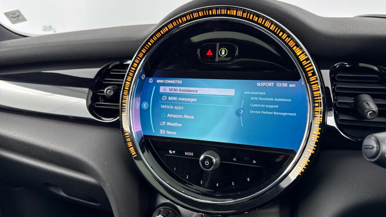 MINI Hatchback 135kW Cooper S Level 3 33kWh 3dr Auto Electric Hatchback